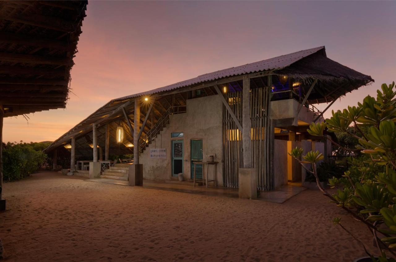 Elements Beach & Nature Resort Kalpitiya Exterior photo